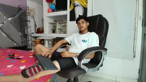 Snapshot of nico_viper_ chatting on April 2026 08:46:01 PM NICO online show from April 2026 08:46:01 PM