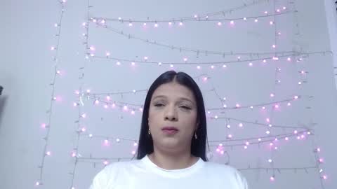 Snapshot of nicol_love0 chatting on March 2025 10:48:01 AM Nicol online show from March 2025 10:48:01 AM