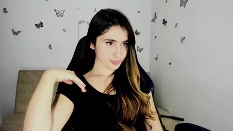 Snapshot of nicol_swift_ chatting on January 2025 05:41:02 AM Nicol online show from January 2025 05:41:02 AM