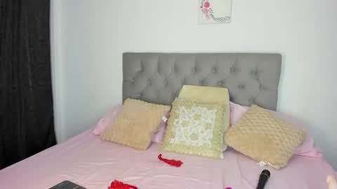 Snapshot of nicol_swift_ chatting on September 2025 01:10:01 AM Nicol online show from September 2025 01:10:01 AM