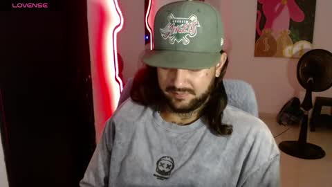 nicolas online show from January 2025 05:41:02 AM