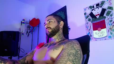 Snapshot of nicolas_torres99 chatting on May 2026 12:05:02 AM nicolas online show from May 2026 12:05:02 AM