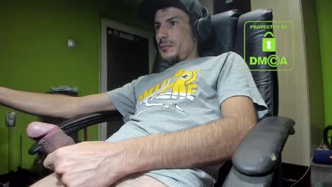 L. Nicolas online show from January 2025 04:09:02 AM