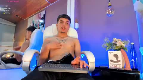 Snapshot of nicolasrey1 chatting on November 2025 05:19:02 AM Nicolas Rey online show from November 2025 05:19:02 AM