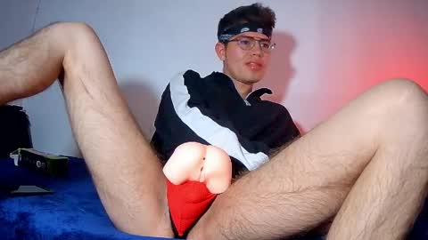 Snapshot of nicolatinboy chatting on April 2026 10:51:02 PM NicoLatinBoy online show from April 2026 10:51:02 PM