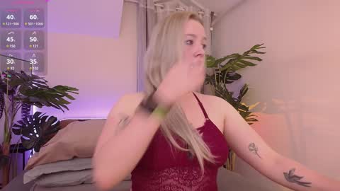 Snapshot of nicole__aniston__ chatting on January 2025 07:15:01 AM Nicole online show from January 2025 07:15:01 AM