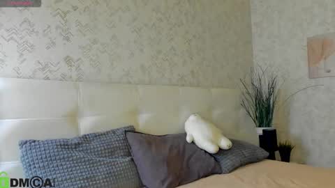 GMT7TueWedThSu 0300am-0900am. Sa 1000am-0400pm online show from November 2025 08:22:02 PM