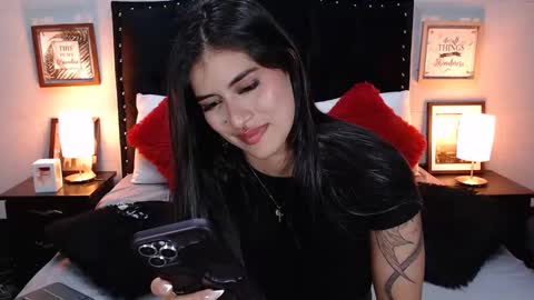 Snapshot of nicole_duran3095 chatting on December 2024 07:38:01 AM Nick online show from December 2024 07:38:01 AM