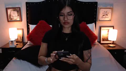 Snapshot of nicole_duran3095 chatting on December 2024 09:03:01 AM Nick online show from December 2024 09:03:01 AM