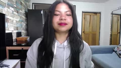Snapshot of nicoleebon chatting on October 2025 11:51:02 AM Nicole online show from October 2025 11:51:02 AM