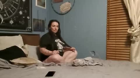 nicolescontent2025 online show from April 2026 03:06:01 AM