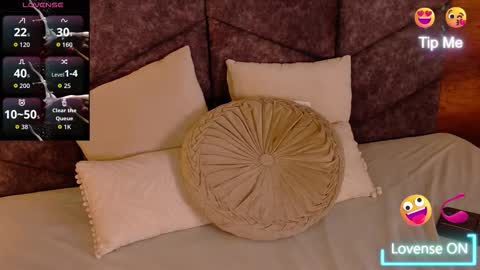 Snapshot of nicoletcherry__ chatting on November 2025 07:17:01 PM N I C O L E T online show from November 2025 07:17:01 PM