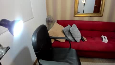 Snapshot of nicolettcolin chatting on February 2026 05:33:01 PM Nicolettcolin online show from February 2026 05:33:01 PM