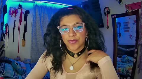 Nicoll Williams online show from February 2025 05:29:02 AM