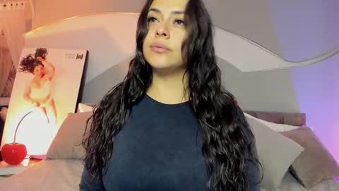 Snapshot of nicolle_w1 chatting on March 2026 11:43:02 AM Nicolle online show from March 2026 11:43:02 AM