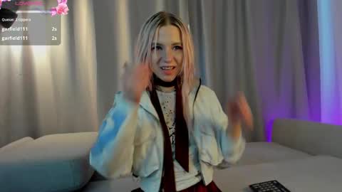 Snapshot of nicollefarrey chatting on February 2026 08:22:01 AM Kim online show from February 2026 08:22:01 AM