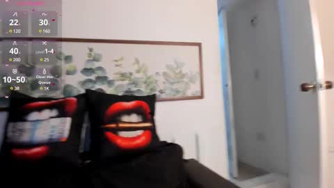 Nicolle Lima online show from February 2025 02:18:01 AM