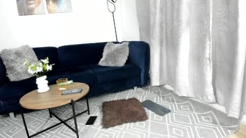 Nicolle Lima online show from April 2026 12:59:02 AM