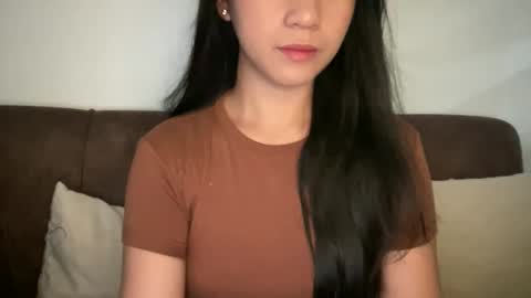 Snapshot of nicollete_snow chatting on June 2026 04:28:01 AM NIC 333 online show from June 2026 04:28:01 AM