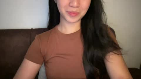 Snapshot of nicollete_snow chatting on July 2026 05:28:02 PM NIC 333 online show from July 2026 05:28:02 PM
