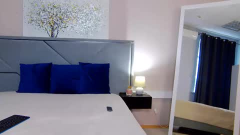 Snapshot of nicolros chatting on September 2025 10:53:02 AM NicolRos online show from September 2025 10:53:02 AM