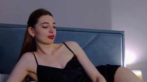 Snapshot of nicolros chatting on March 2026 01:55:02 PM NicolRos online show from March 2026 01:55:02 PM