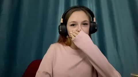 Jenny online show from November 2025 03:13:02 PM