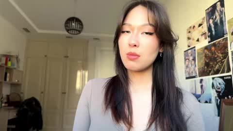 Snapshot of nievesshippey chatting on April 2026 09:59:02 AM Hanna online show from April 2026 09:59:02 AM