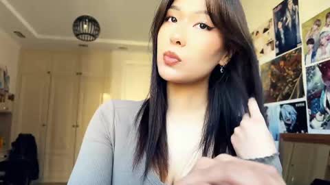 Snapshot of nievesshippey chatting on May 2026 08:11:01 AM Hanna online show from May 2026 08:11:01 AM
