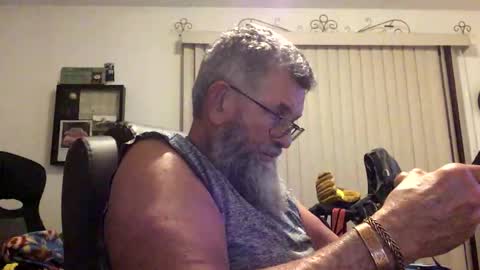 nightmoves1970 online show from October 2025 02:23:02 AM