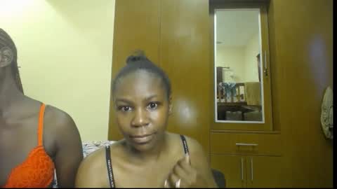 Tina online show from October 2025 03:11:01 PM