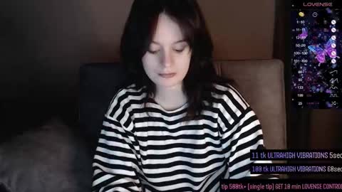 Snapshot of nightpurr chatting on November 2025 05:49:01 PM Darcy online show from November 2025 05:49:01 PM