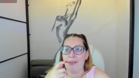 Anni online show from March 2025 12:10:02 AM