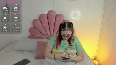 Anni online show from February 2026 10:08:01 PM