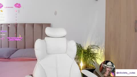 Niicoleta  online show from February 2026 06:37:01 PM