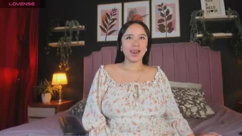 Snapshot of niikkyy_ chatting on May 2026 02:45:01 PM Niky online show from May 2026 02:45:01 PM