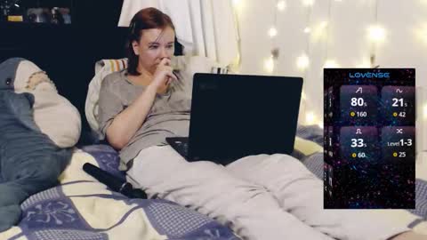 Nika online show from November 2025 11:14:02 PM