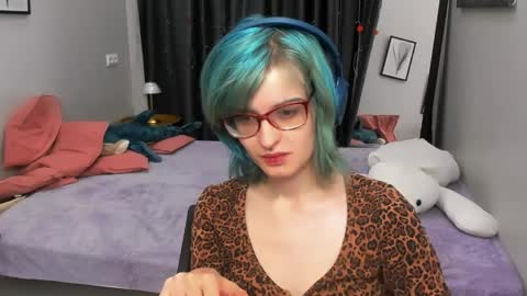 Snapshot of nika_miu chatting on April 2026 01:26:01 PM NIKA online show from April 2026 01:26:01 PM