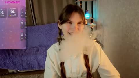 Nika online show from November 2025 08:31:01 PM