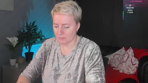 Nika online show from April 2026 09:29:01 AM