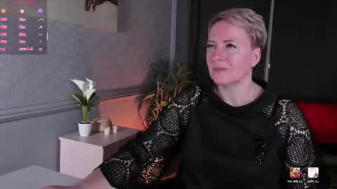 Snapshot of nika_smit chatting on June 2026 05:10:01 AM Nika online show from June 2026 05:10:01 AM