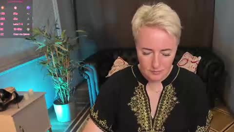 Snapshot of nika_smit chatting on July 2026 09:05:02 AM Nika online show from July 2026 09:05:02 AM