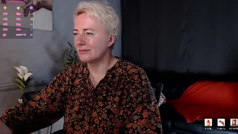 Snapshot of nika_smit chatting on August 2026 05:29:02 AM Nika online show from August 2026 05:29:02 AM
