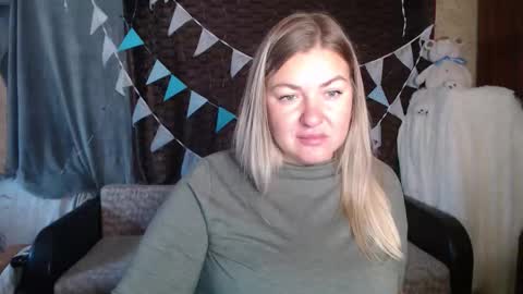 Nika online show from October 2025 04:43:02 AM