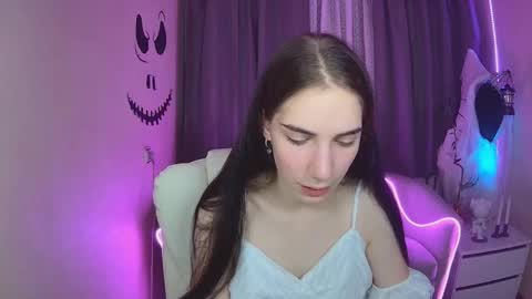 nikastarkk online show from October 2025 07:10:02 PM