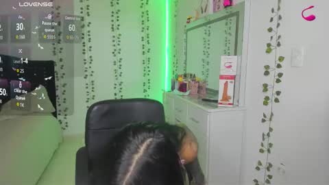 Niki online show from October 2025 12:55:02 AM