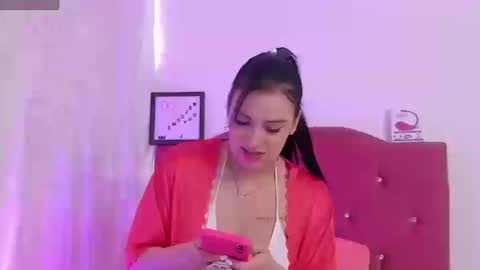 Nikii  online show from September 2025 02:52:01 PM