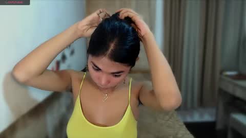 Snapshot of nikitta_morris chatting on May 2026 06:03:01 PM nikitta_morris online show from May 2026 06:03:01 PM