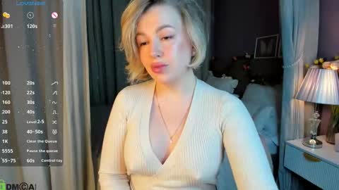 Nikki online show from September 2025 12:34:02 AM