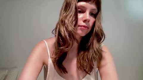 Nikki online show from September 2025 10:04:02 AM